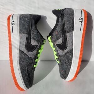 NEW Nike Air Force 1 LV8 Low Black Ghost Green Starfish Shoes Size 6Y Womens 7.5